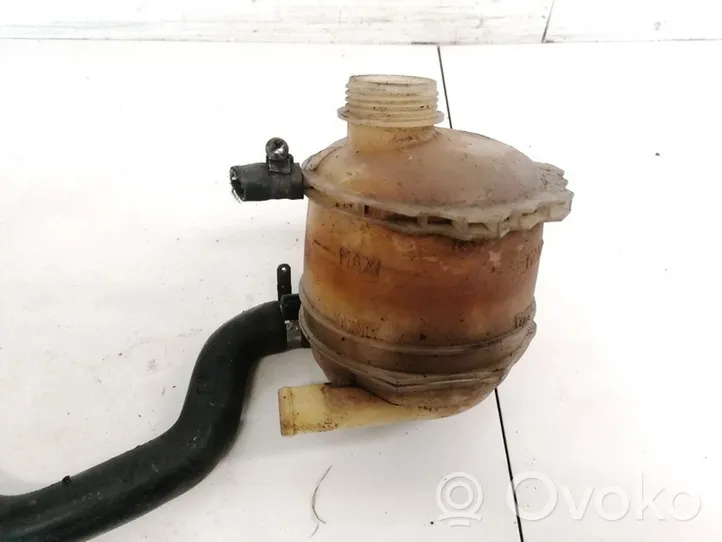 Renault 19 Vase d'expansion / réservoir de liquide de refroidissement 