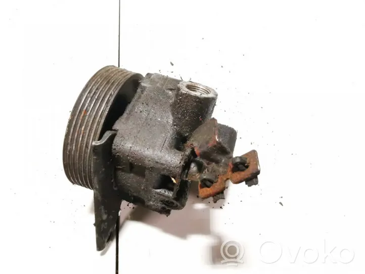 Alfa Romeo 166 Power steering pump 7681955278