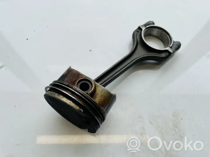 Volkswagen Golf VI Piston avec bielle 7123a