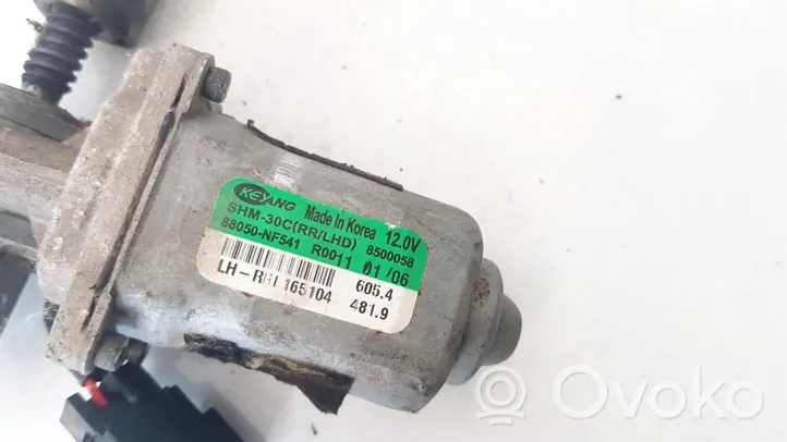 KIA Magentis Moteur de réglage de siège 88050NF541