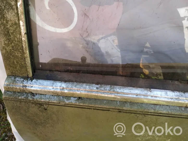 Volvo 740 Rear door glass trim molding 