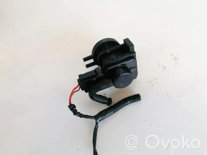 Volvo S40, V40 Solenoīda vārsts 1522371