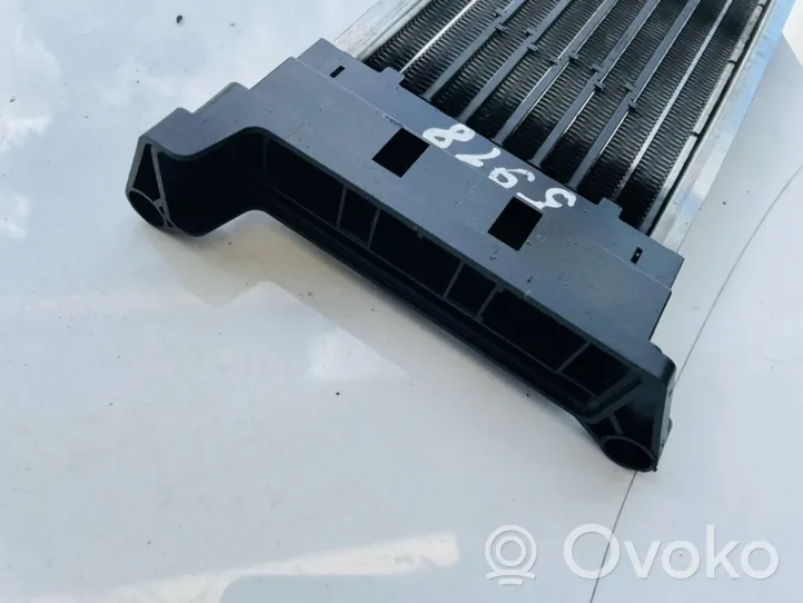 Audi A6 S6 C6 4F Radiateur électrique de chauffage auxiliaire 4F0819011