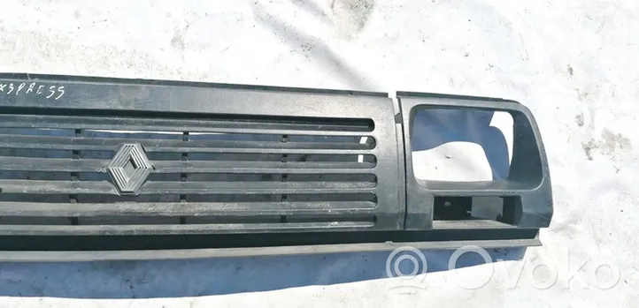 Renault Express Atrapa chłodnicy / Grill 7700760900