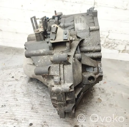 Volvo S60 Manualna 5-biegowa skrzynia biegów 1023705