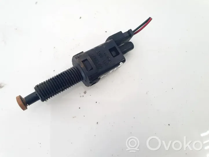 Volkswagen Transporter - Caravelle T4 Brake pedal sensor switch 811907343B