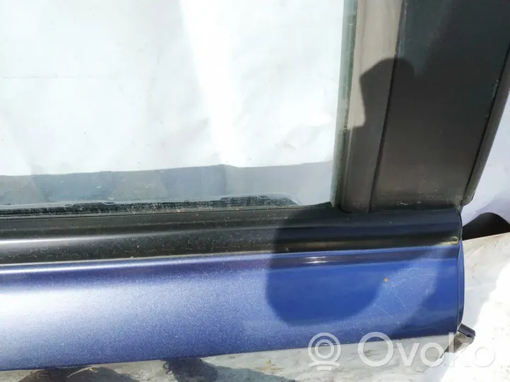 KIA Sorento Rivestimento modanatura del vetro della portiera posteriore 