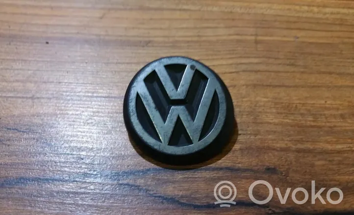 Volkswagen Golf II Logo, emblème, badge 191853601b