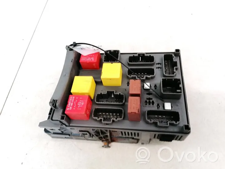 Renault Vel Satis Fuse box set 8200283813