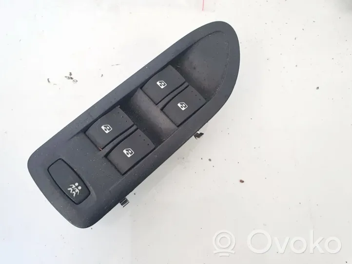 Renault Vel Satis Electric window control switch 