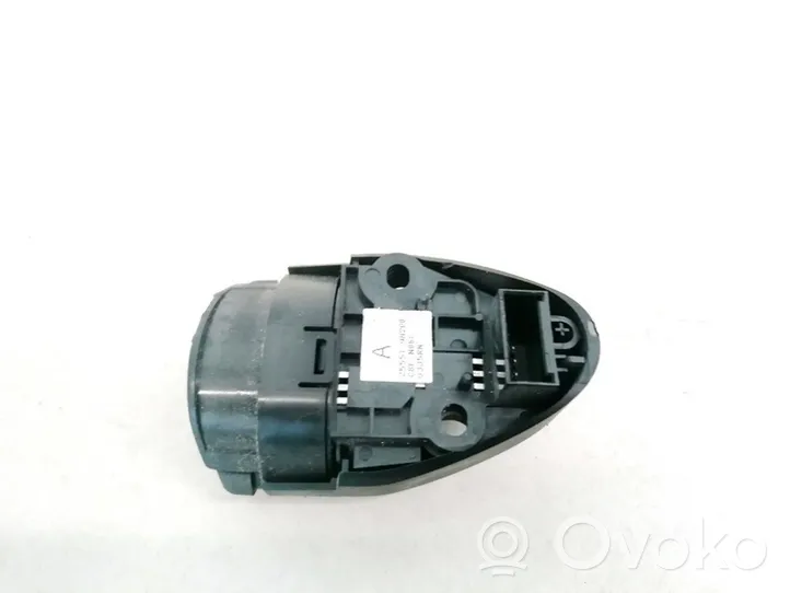 Nissan X-Trail T30 Palanca de control de crucero 25519H200