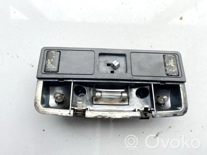 Audi A3 S3 8L Luz del asiento delantero 398000