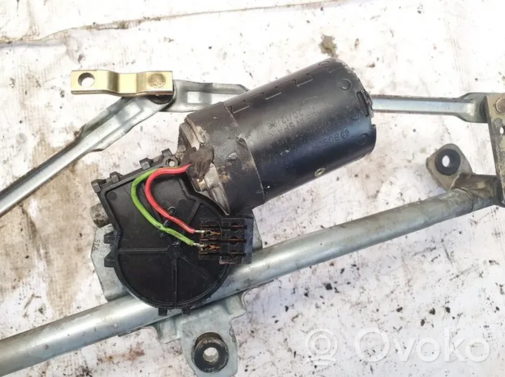 Volkswagen Bora Wiper motor 0390241137