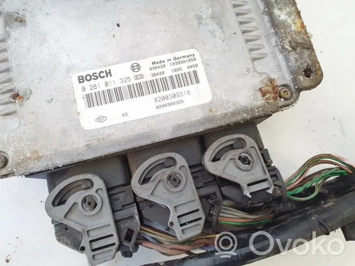 Renault Vel Satis Calculateur moteur ECU 0281011325