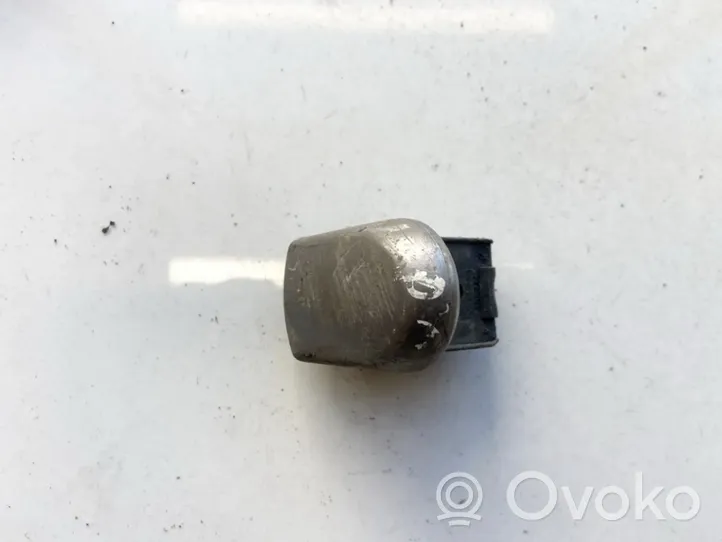 Nissan Note (E11) Couvre de porte de chargement 242391