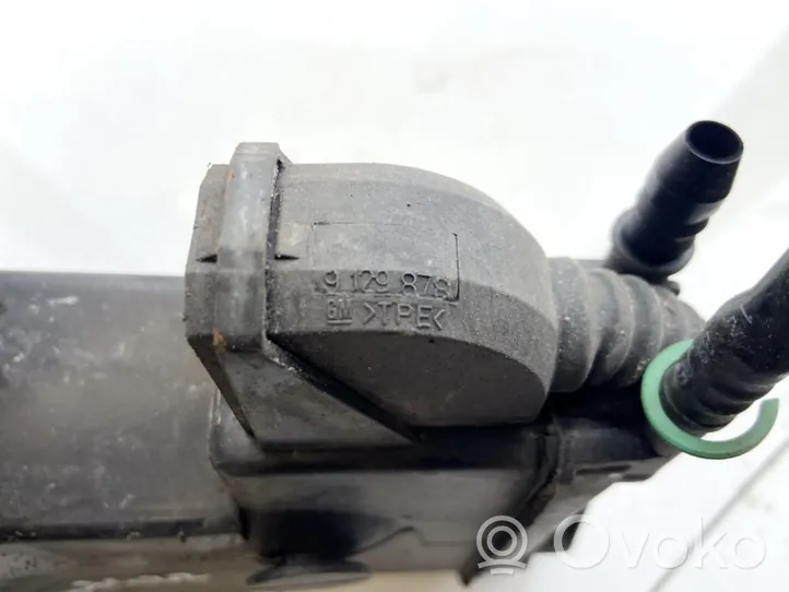 Opel Corsa C Cartouche de vapeur de carburant pour filtre à charbon actif 9129878