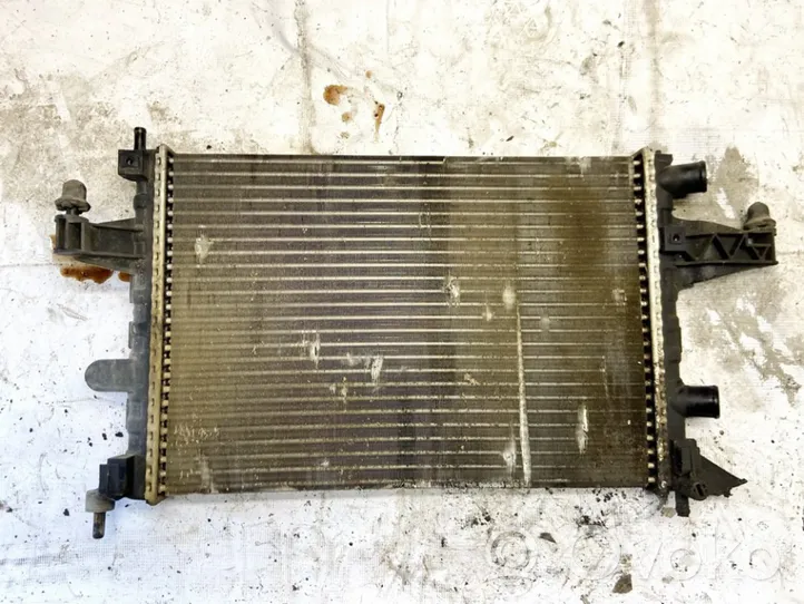 Opel Corsa C Coolant radiator 24445161