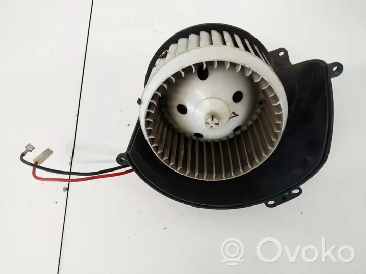 Opel Astra H Heater fan/blower 52421335