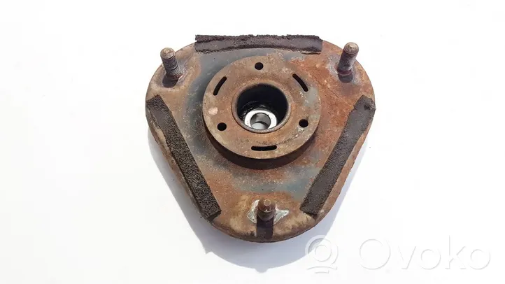 Toyota Auris 150 Supporto di montaggio della molla elicoidale 4860902160