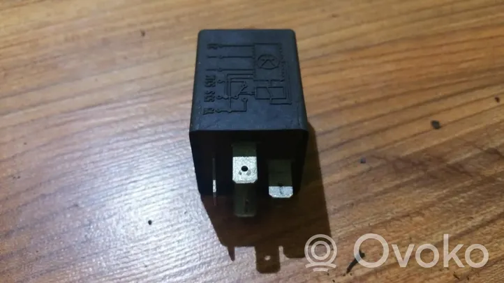 Volkswagen Transporter - Caravelle T4 Other relay 321955531a