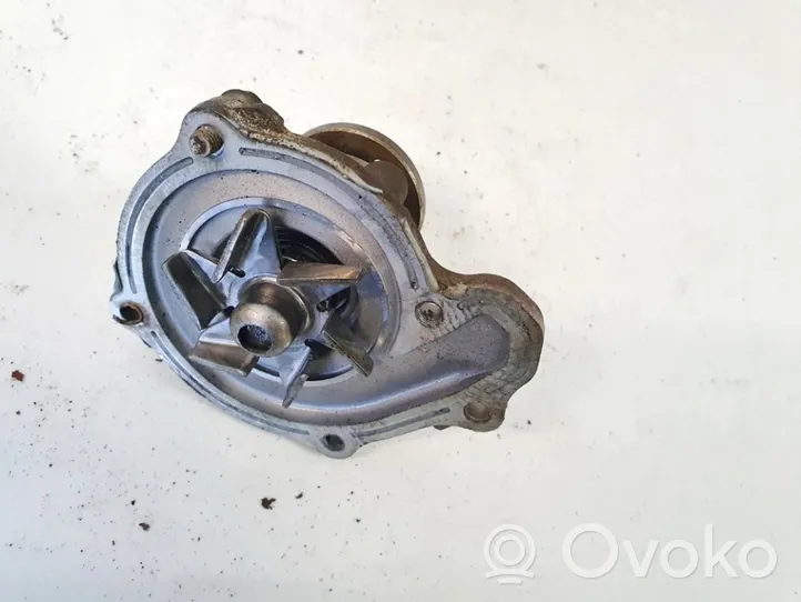 Nissan Micra Pompe de circulation d'eau 