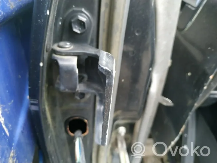 Opel Monterey Rear door lower hinge 