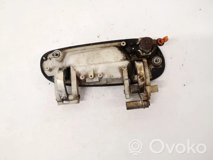 Mitsubishi Galant Poignée extérieure de porte avant mb842813