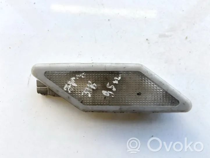 BMW 3 E36 Éclairage lumière plafonnier arrière 63311387037