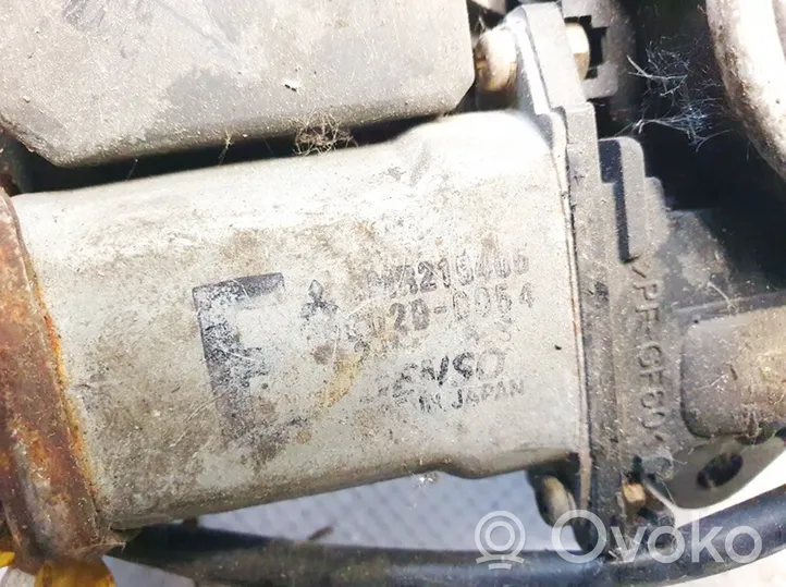 Mitsubishi Galant Moteur de lève-vitre de porte avant mr210405