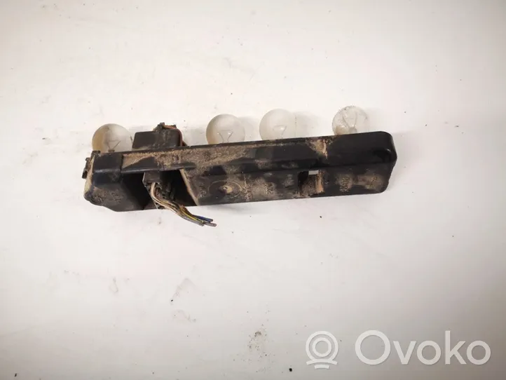 Opel Omega A Porte ampoule de feu arrière 