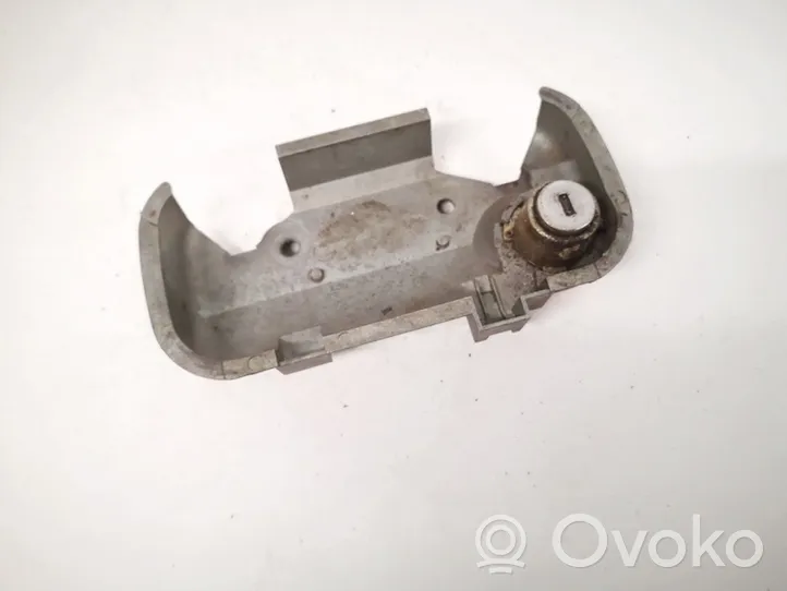 Opel Vectra B Front door lock (next to the handle) 