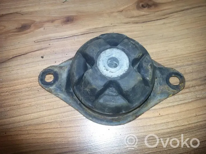 Audi 100 200 5000 C3 Support de moteur, coussinet 443199381