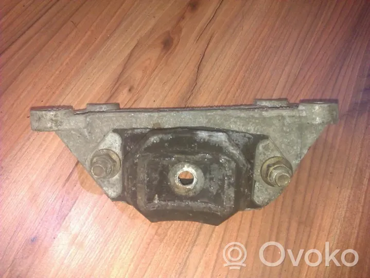 Renault Megane II Support de moteur, coussinet 8200358147