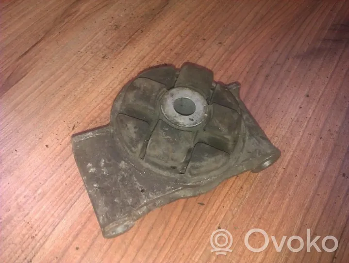 Audi 80 90 S2 B4 Supporto di montaggio del motore 893339151a