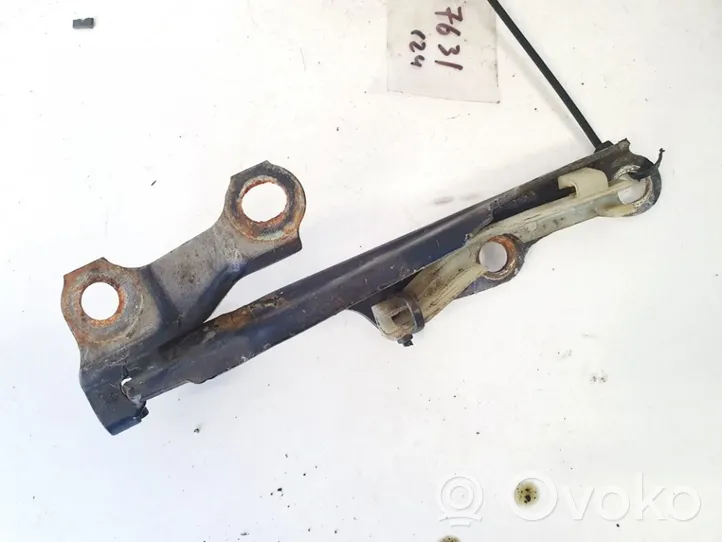 Toyota Yaris Engine bonnet/hood hinges 