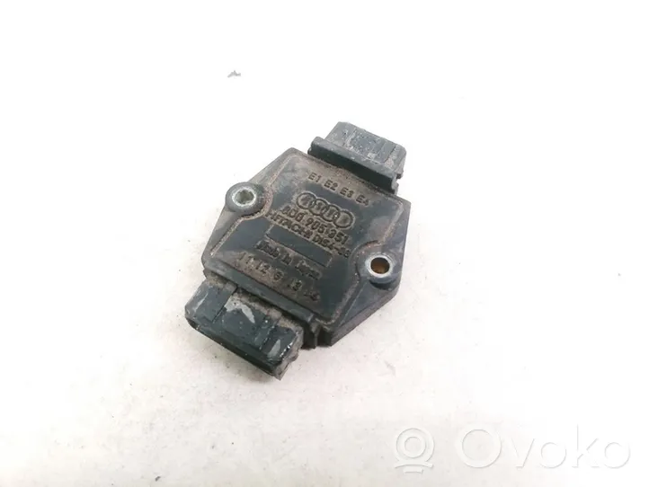 Audi A4 S4 B5 8D Ignition amplifier control unit 8d0905351