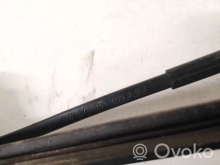 Volkswagen Fox Front wiper blade arm 5z0955409a