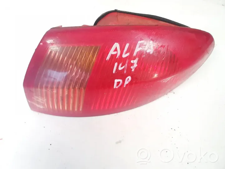 Alfa Romeo 147 Aizmugurējais lukturis virsbūvē 46556346