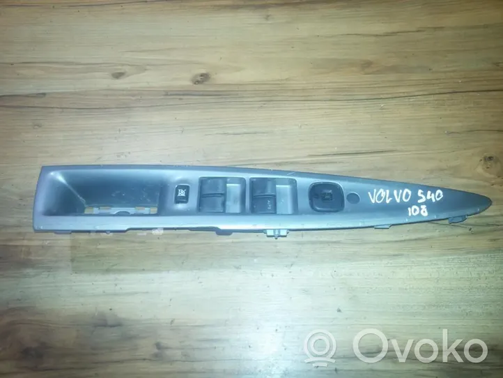 Volvo S40 Electric window control switch 05074515