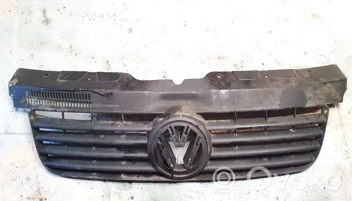 Volkswagen Transporter - Caravelle T5 Front grill vw07047gan