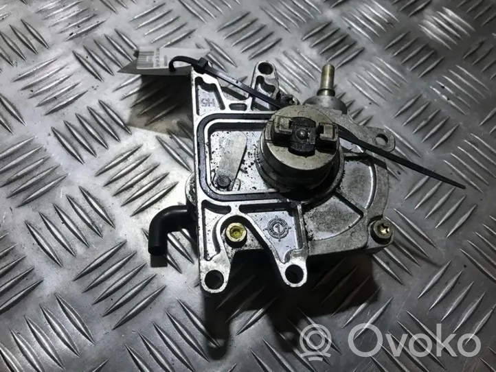 Opel Vectra C Vacuum pump 24465382