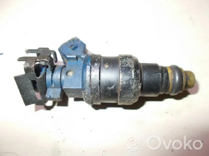 Peugeot 406 Injecteur de carburant 0280150446