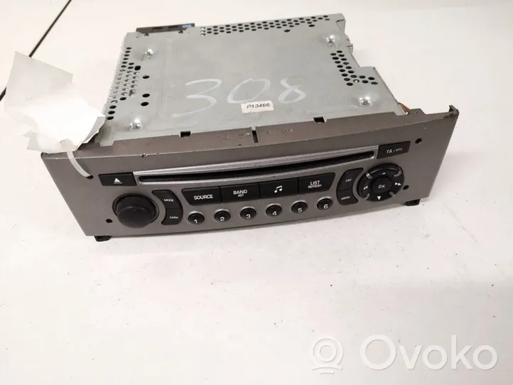 Citroen Berlingo Radio/CD/DVD/GPS head unit a2c53257135