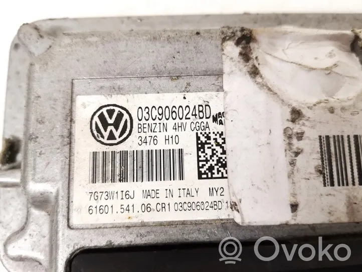 Volkswagen Golf VI Calculateur moteur ECU 03c906024bd