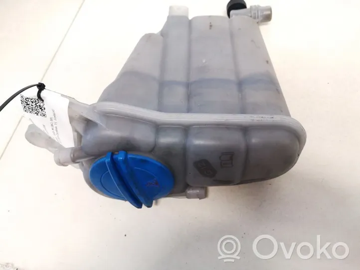 Audi A4 S4 B8 8K Coolant expansion tank/reservoir 8k0121405m