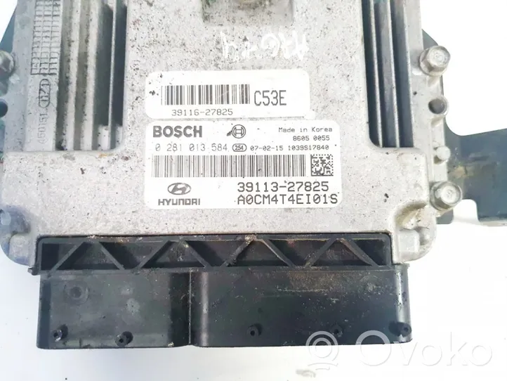 Hyundai Santa Fe Sterownik / Moduł ECU 0281013584