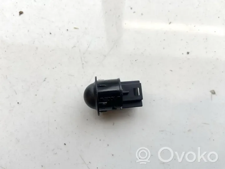 Mercedes-Benz C W204 Cita veida sensors a2049057501