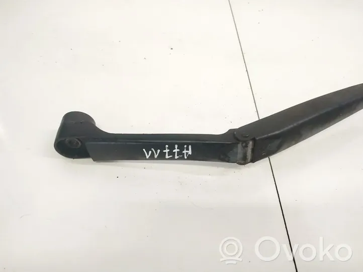 Hyundai Coupe Front wiper blade arm 226YJT