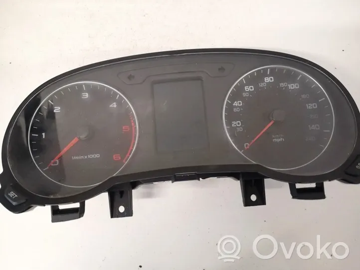 Audi A1 Speedometer (instrument cluster) 8x0920950b