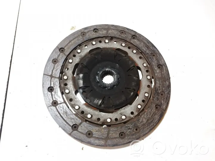 Volvo V50 Disque d'embrayage 323059510